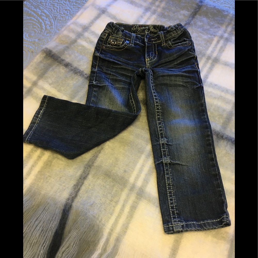 Request child's jeans.